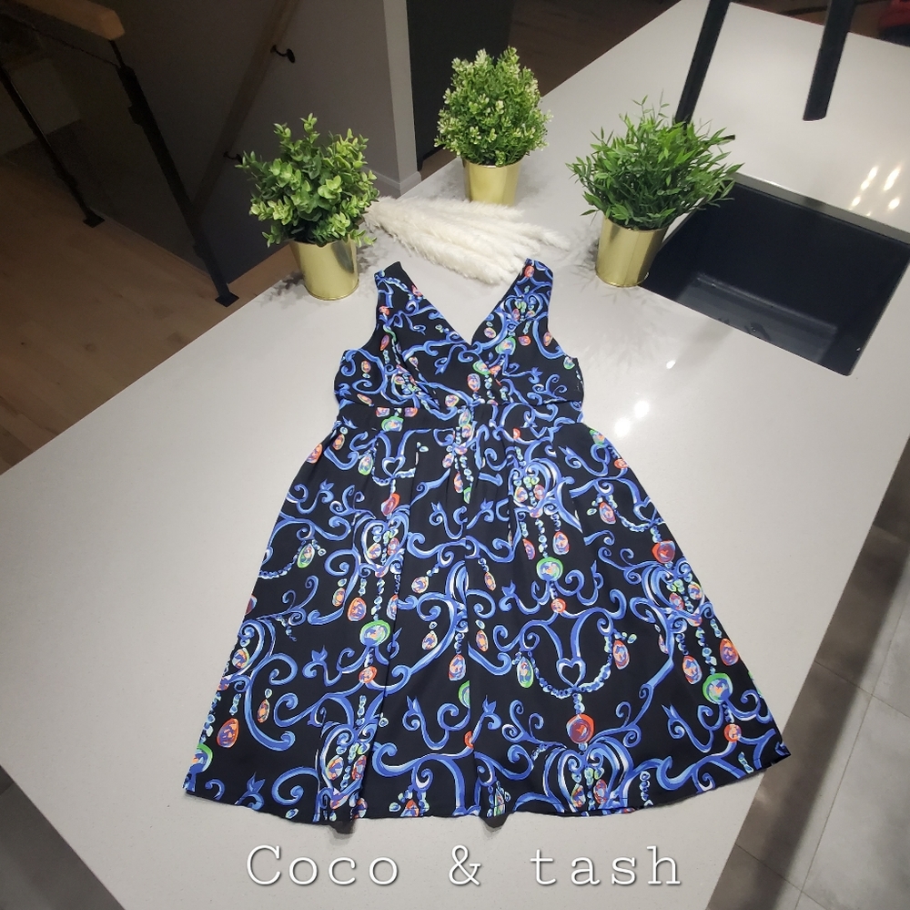 COCO & TASH Splendide robe midi entièrement doublée avec ornements dorés